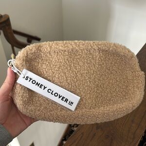 NWT Stoney Clover Lane Sherpa small pouch
Hazelnut